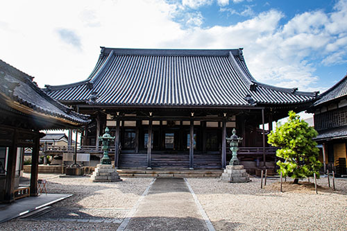 霊園・墓地に撤去することを伝える